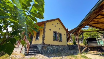 Ler  House Dilijan