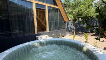 Silver Mist Jacuzzi Villa 2