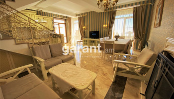 Villa Deluxe