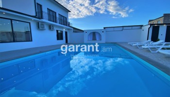 White Villa Dzoraghbyur - Pool and Garden